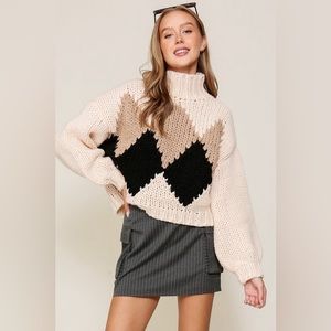 NWT chunky knit sweater.l